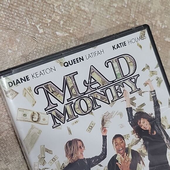 MAD MONEY DVD IN NEW CONDITION W/ DISNNE KEATON KATIE HOLMES, AND QUEEN LATIFA. - Picture 2 of 4